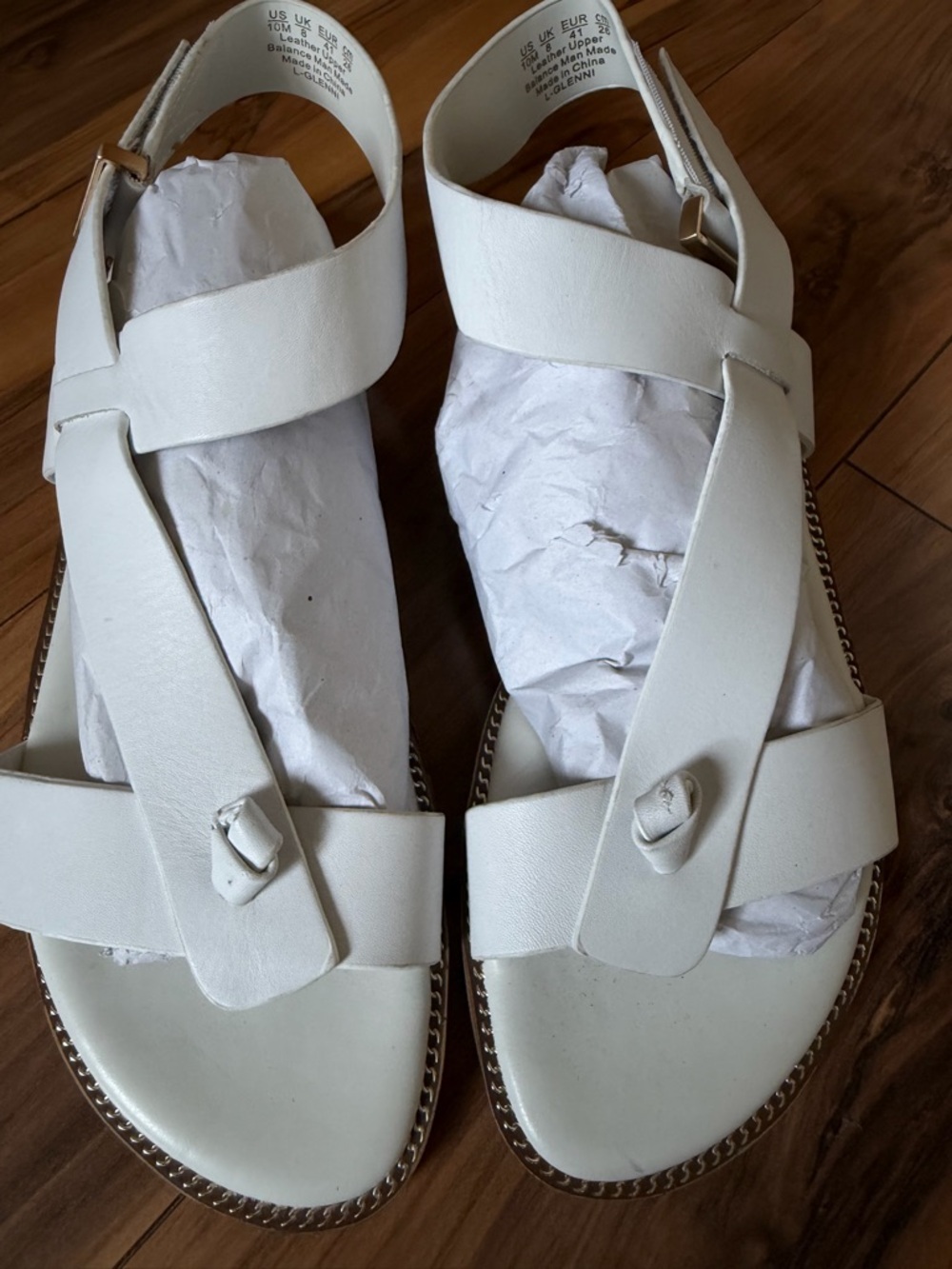 Franco Sarto Glenni flat Women's White Leather Strappy Sandals